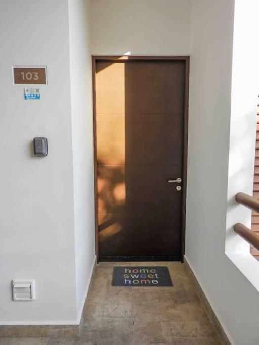 Aku-Chic Newly Furbished Condo Jungle Pool Xetna المظهر الخارجي الصورة